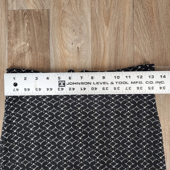 Maeve Anthropologie Black White Geometric Textured Knit Pencil Skirt XS Tencel - Picture 5 of 8